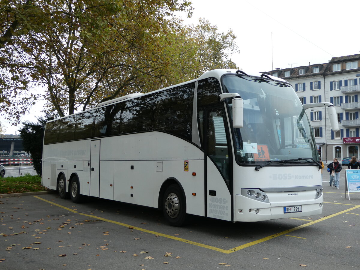 (242'548) - Aus Serbien: Boss Komerc Prevoz, Uzice - UE 170-EL - VDL Berkhof am 12. November 2022 in Zrich, Sihlquai