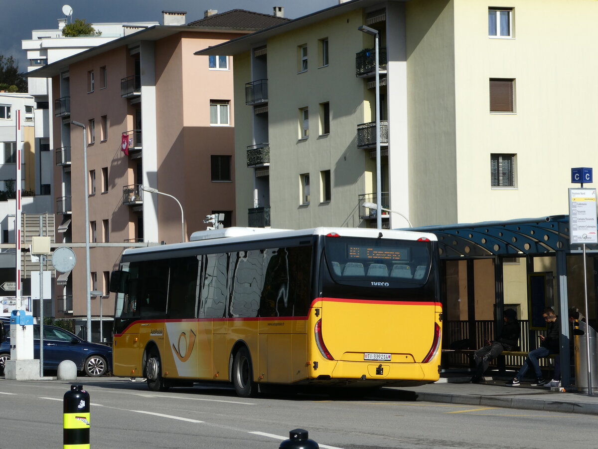 (242'810) - AutoPostale Ticino - TI 339'214 - Iveco am 16. November 2022 beim Bahnhof Lugano
