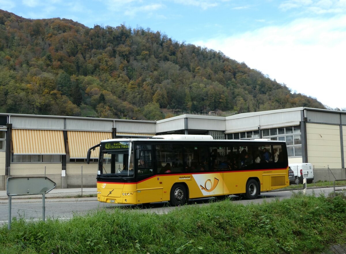 (242'914) - AutoPostale Ticino - Nr. 520/TI 215'375 - Volvo am 17. November 2022 in Barbengo, Via Figino