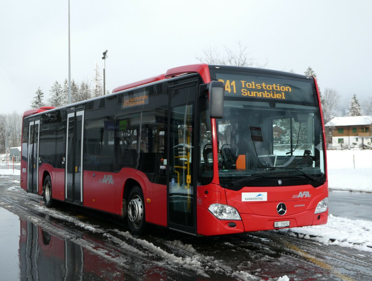 (243'480) - AFA Adelboden - Nr. 92/BE 19'692 - Mercedes am 5. Dezember 2022 beim Bahnhof Kandersteg