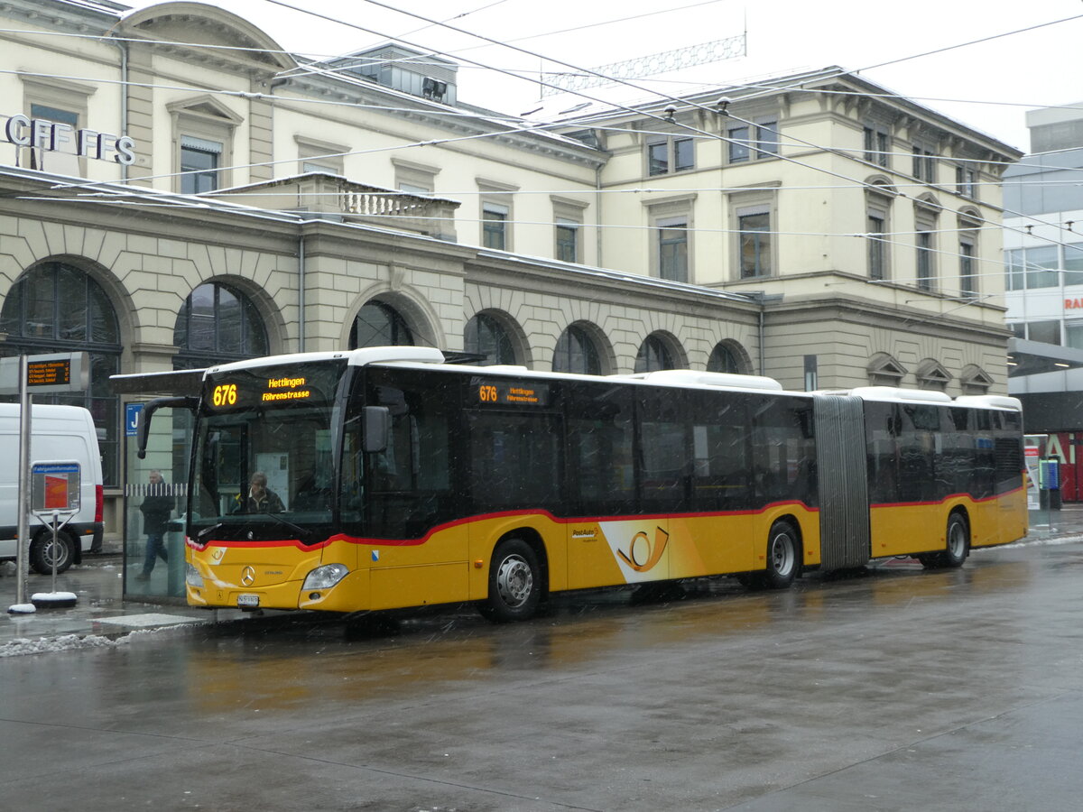 (243'946) - Moser, Flaach - Nr. 395/ZH 249'949 - Mercedes am 16. Dezember 2022 beim Hauptbahnhof Winterthur