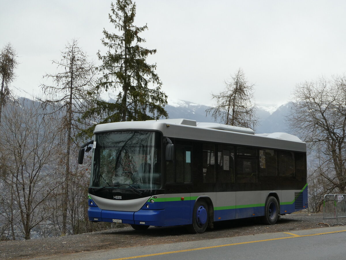 (244'190) - Interbus, Kerzers - VS 132'933 - Scania/Hess (ex TPL Lugano Nr. 208) am 26. Dezember 2022 in Veysonnaz, Postgarage (Einsatz, Theytaz)