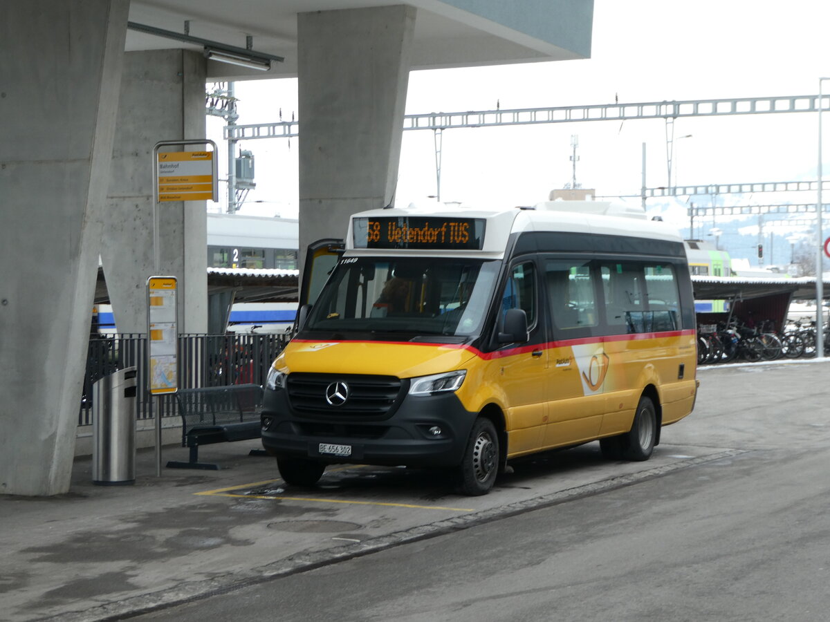 (245'294) - PostAuto Bern - BE 656'302/PID 11'649 - Mercedes (ex Ldi, Uetendorf) am 23. Januar 2023 beim Bahnhof Uetendorf
