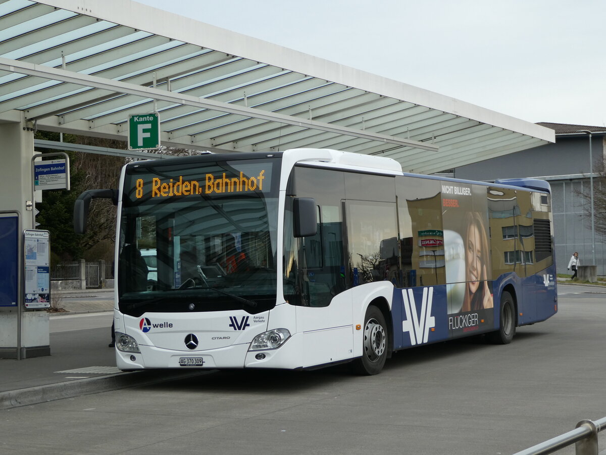 (245'761) - Limmat Bus, Dietikon - AG 370'309 - Mercedes am 3. Februar 2023 beim Bahnhof Zofingen
