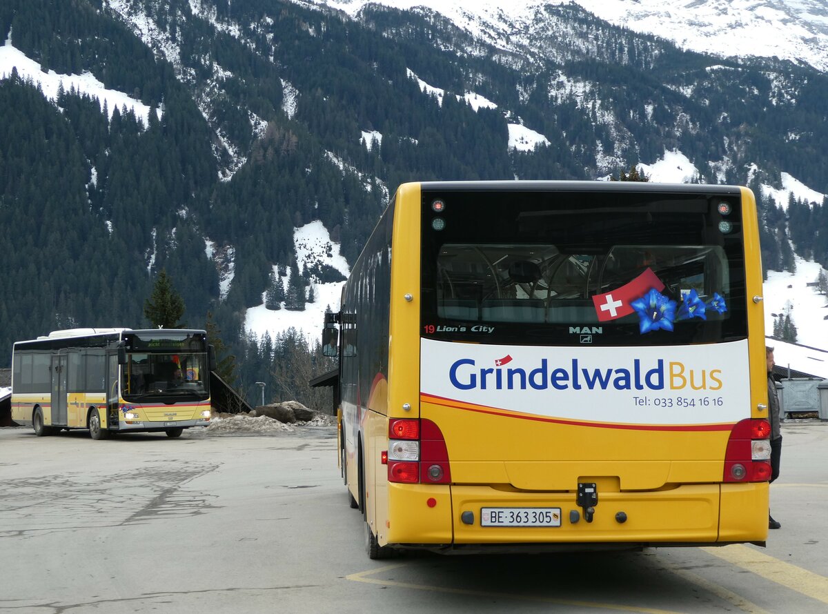 (246'240) - Grindelwaldbus, Grindelwald - Nr. 19/BE 363'305 - MAN/Gppel am 17. Februar 2023 beim Bahnhof Grindelwald