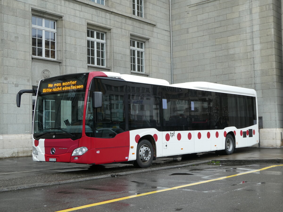 (247'598) - TPF Fribourg - Nr. 40/FR 300'289 - Mercedes am 25. Mrz 2023 beim Bahnhof Biel