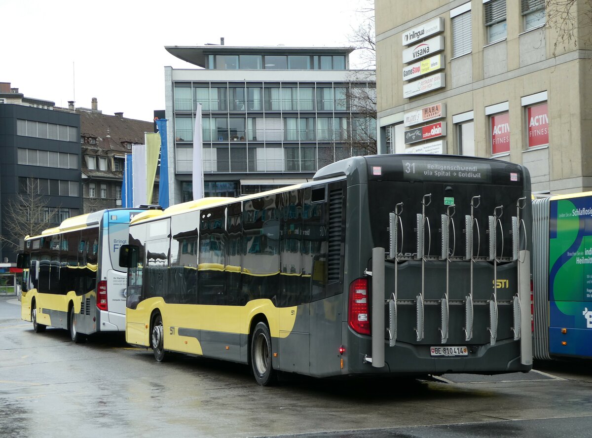 (248'146) - STI Thun - Nr. 414/BE 810'414 - Mercedes am 7. April 2023 beim Bahnhof Thun