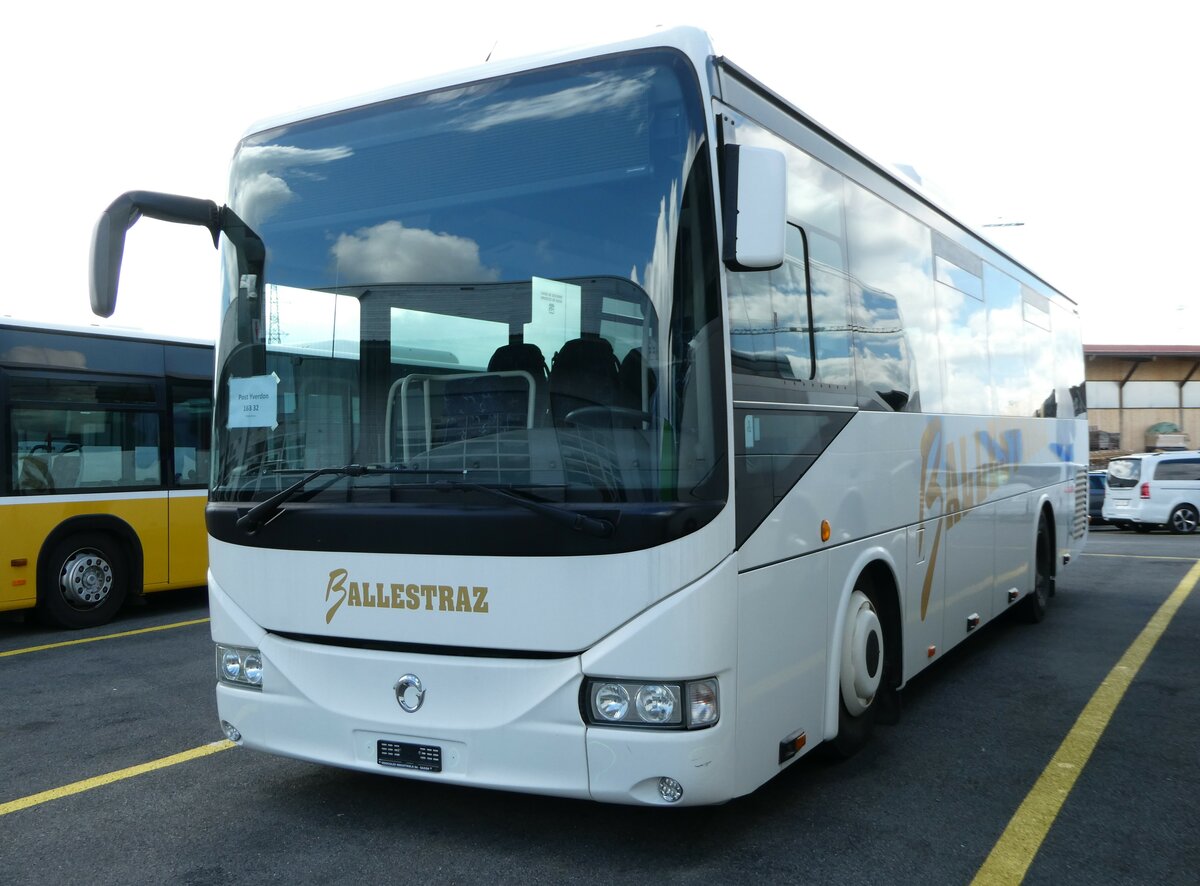 (248'206) - Ballestraz, Grne - (VS 76'023) - Irisbus am 8. April 2023 in Kerzers, Interbus
