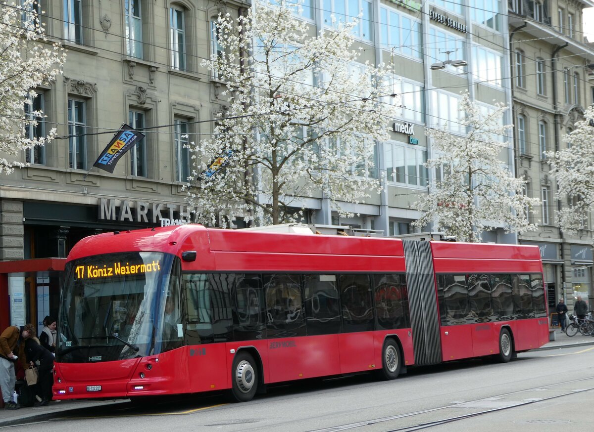 (248'229) - Bernmobil, Bern - Nr. 201/BE 722'201 - Hess am 8. April 2023 beim Bahnhof Bern