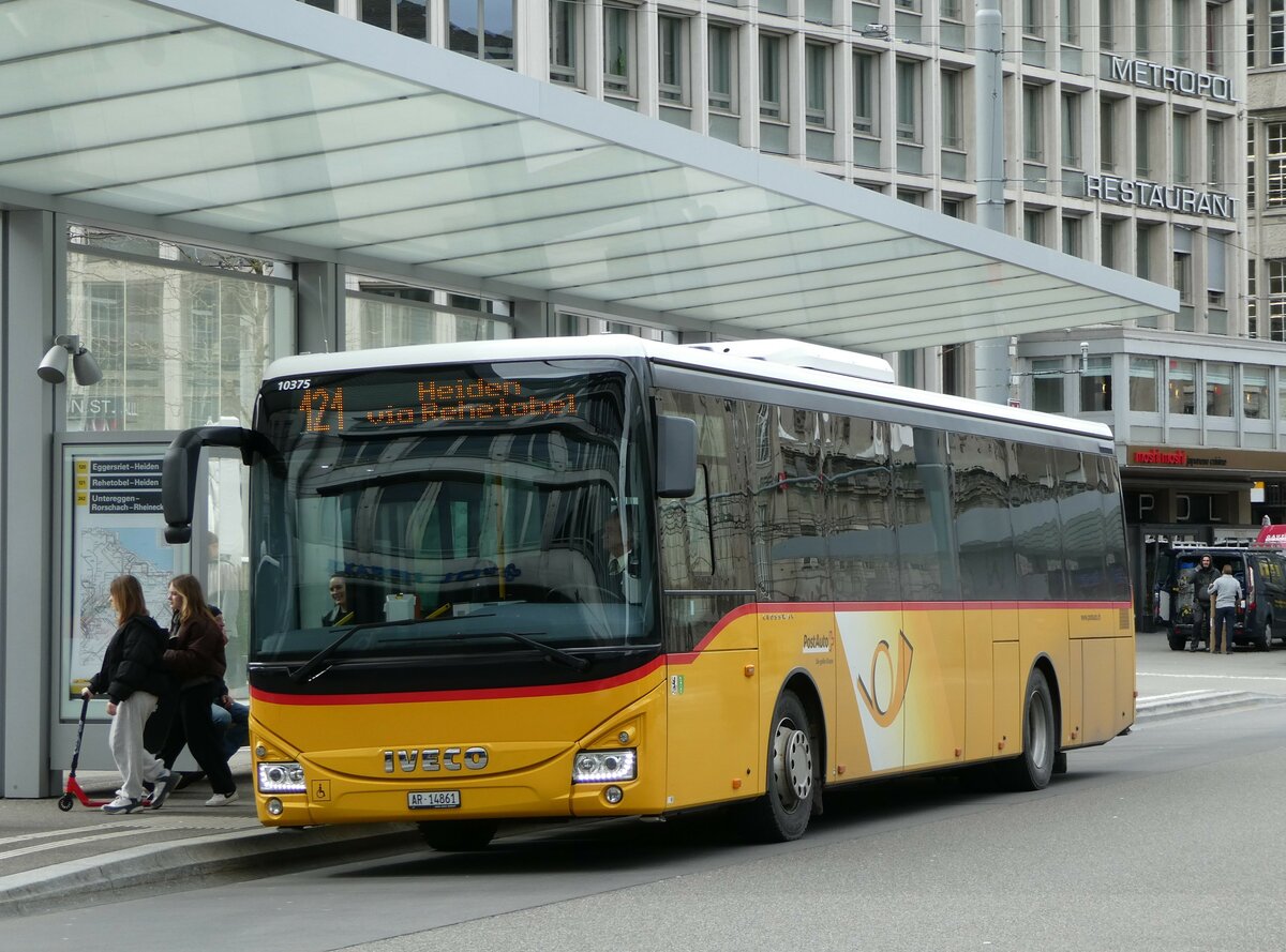 (248'417) - PostAuto Ostschweiz - AR 14'861/PID 10'375 - Iveco am 13. April 2023 beim Bahnhof St. Gallen