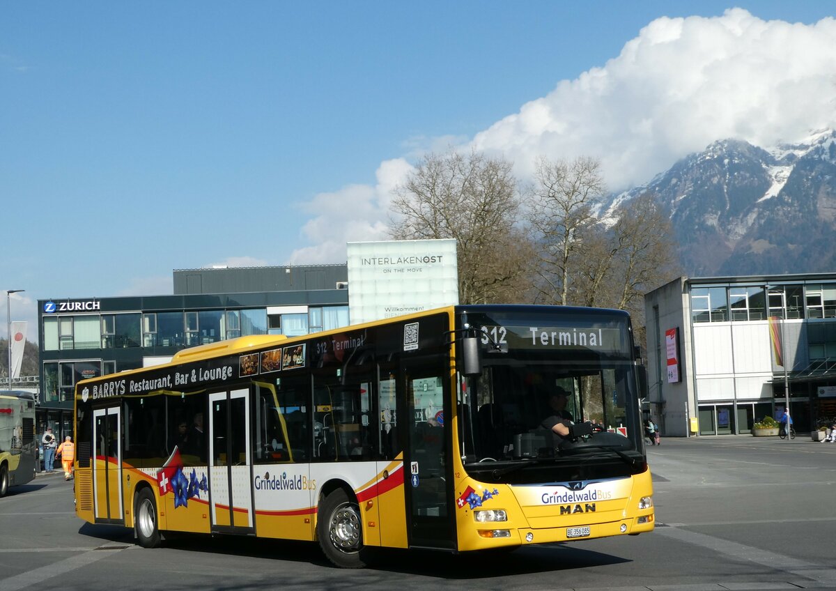 (248'918) - Grindelwaldbus, Grindelwald - Nr. 12/BE 356'085 - MAN am 19. April 2023 beim Bahnhof Interlaken Ost