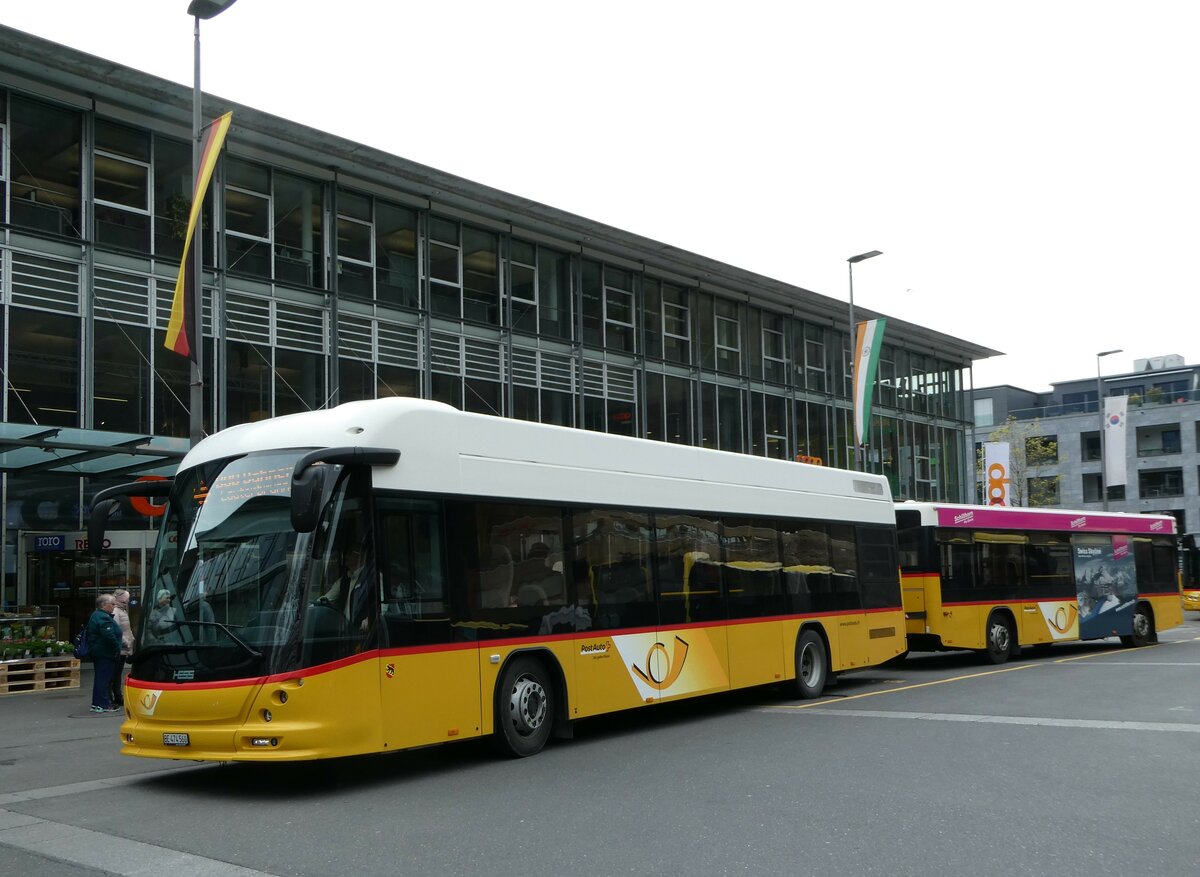 (248'981) - PostAuto Bern - BE 474'560/PID 10'247 - Hess am 21. April 2023 beim Bahnhof Interlaken Ost