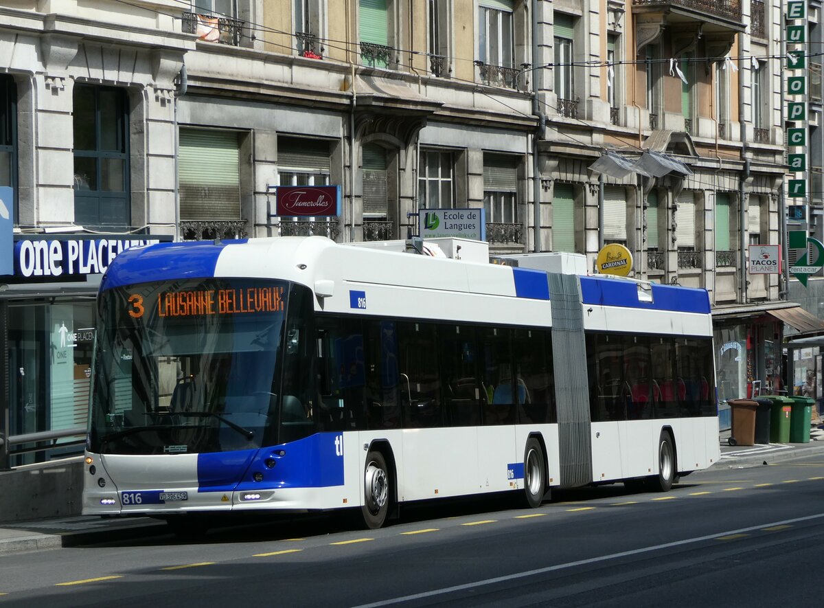 (249'680) - TL Lausanne - Nr. 816/VD 396'459 - Hess/Hess Gelenktrolleybus am 5. Mai 2023 beim Bahnhof Lausanne