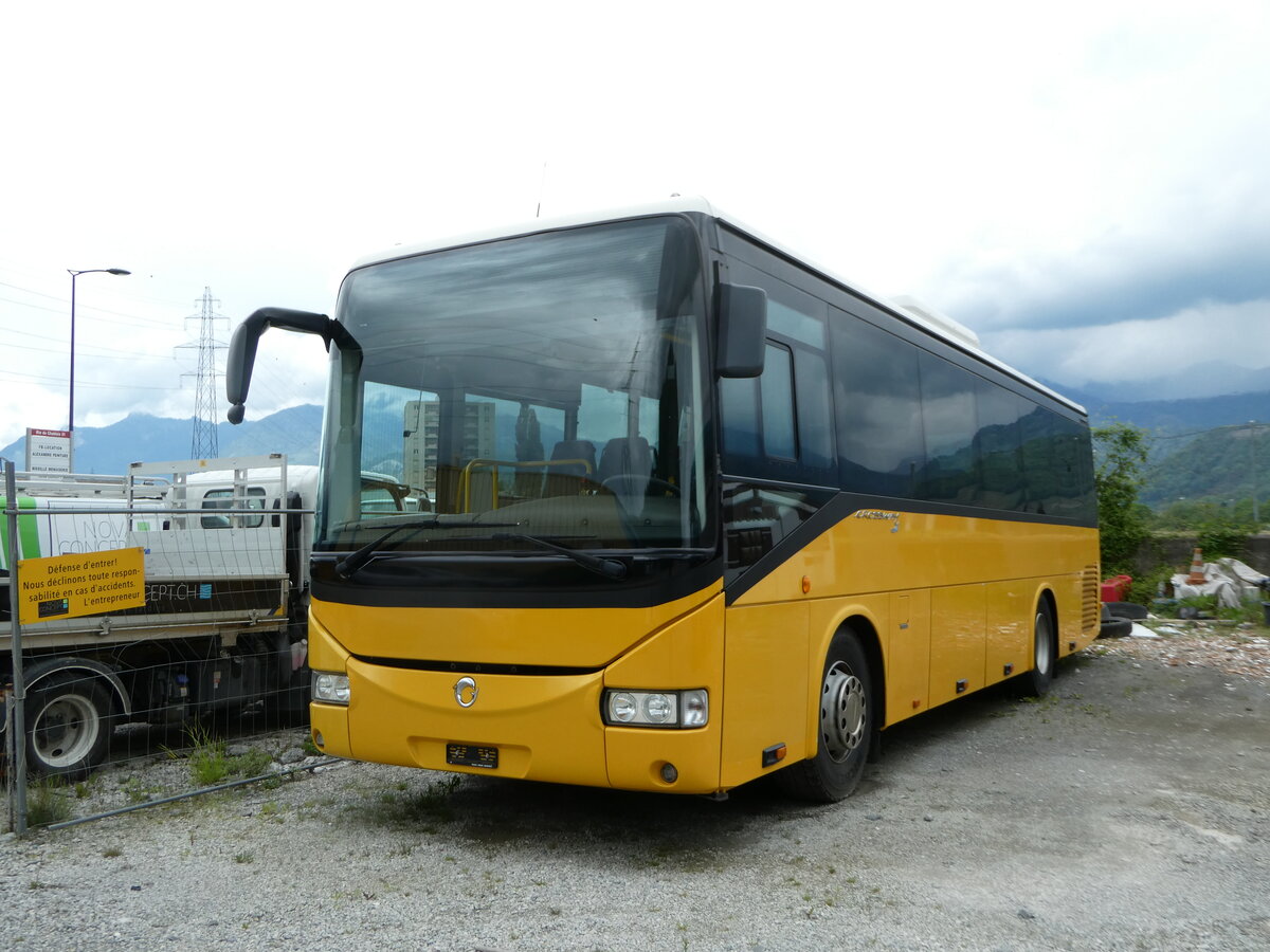 (249'993) - PostAuto Wallis - Nr. 22/PID 5040 - Irisbus am 13. Mai 2023 in Massongex, Rte. Du Chablais