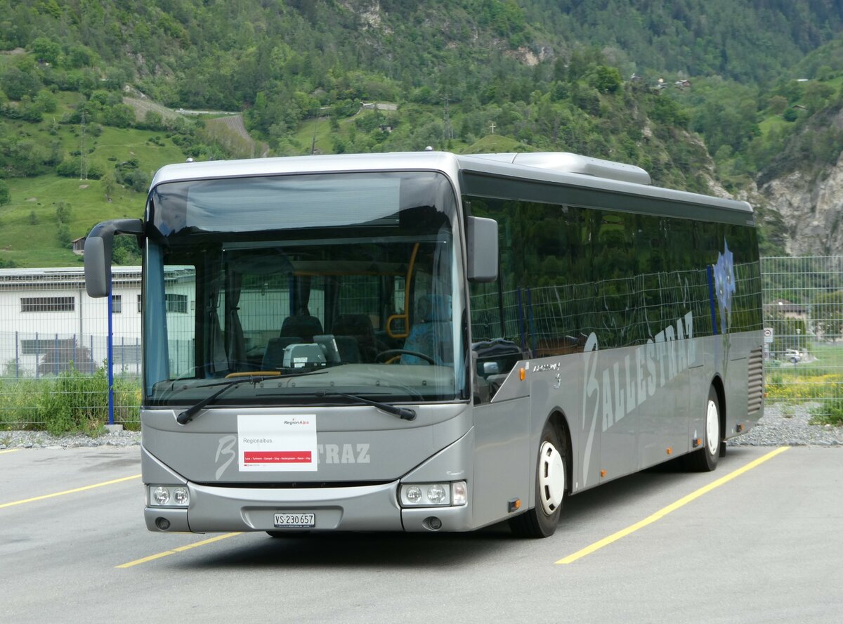 (250'008) - Ballestraz, Grne - VS 230'657 - Irisbus am 13. Mai 2023 in Turtmann, Garage Ruffiner (Einsatz RegionAlps)