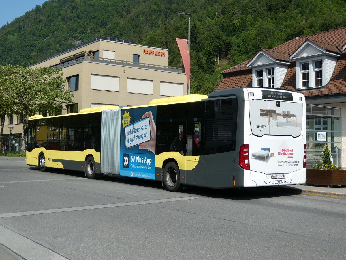 (250'689) - STI Thun - Nr. 710/BE 432'710 - Mercedes am 29. Mai 2023 beim Bahnhof Interlaken Ost