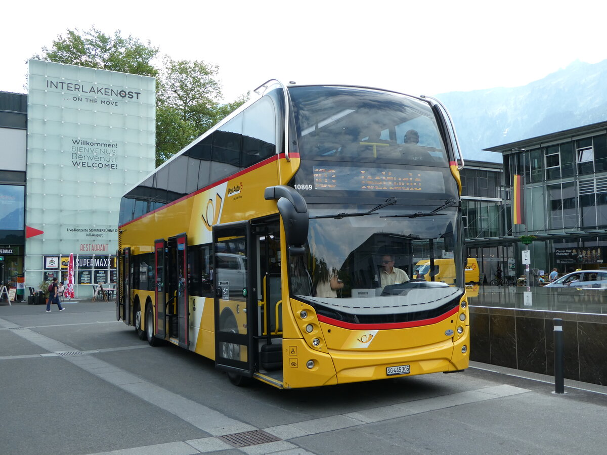 (251'163) - PostAuto Ostschweiz - SG 445'305/PID 10'869 - Alexander Dennis (ex AR 45'267) am 8. Juni 2023 beim Bahnhof Interlaken Ost
