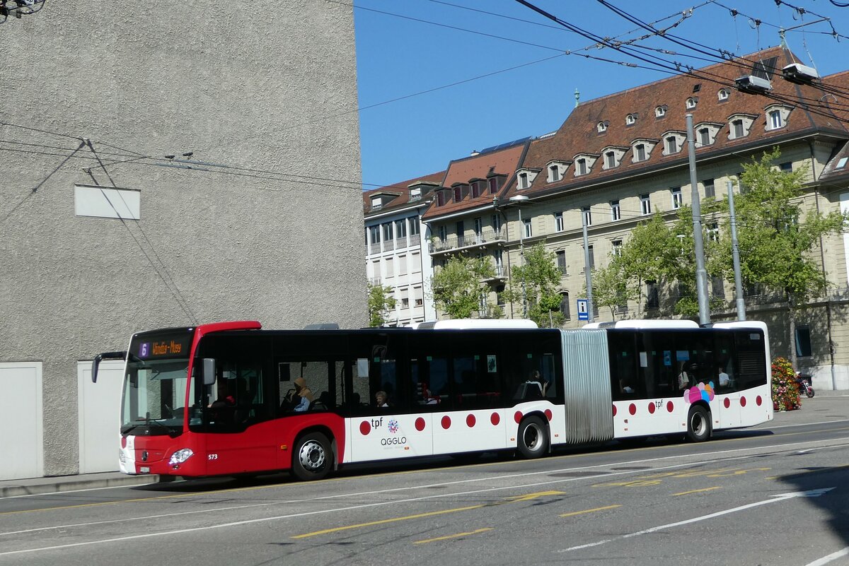 (251'506) - TPF Fribourg - Nr. 573/FR 300'434 - Mercedes am 15. Juni 2023 in Fribourg, Rue Pierre-Kaelin