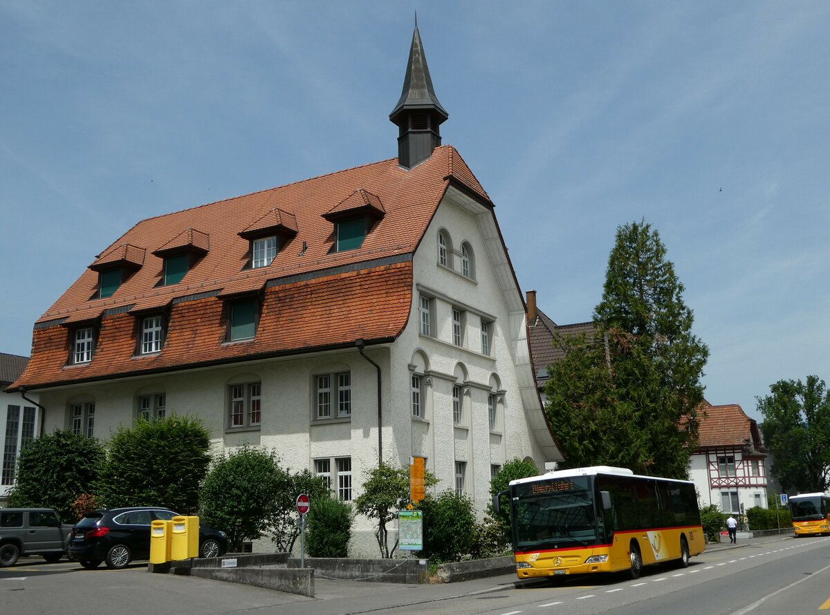 (251'802) - PostAuto Nordschweiz - AG 569'505/PID 5718 - Mercedes (ex Brem, Wlflinswil) am 20. Juni 2023 beim Bahnhof Aarau