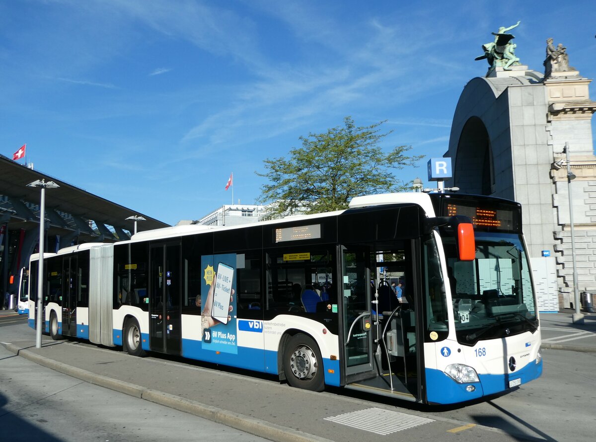 (252'677) - VBL Luzern - Nr. 168/LU 250'398 - Mercedes am 15. Juli 2023 beim Bahnhof Luzern