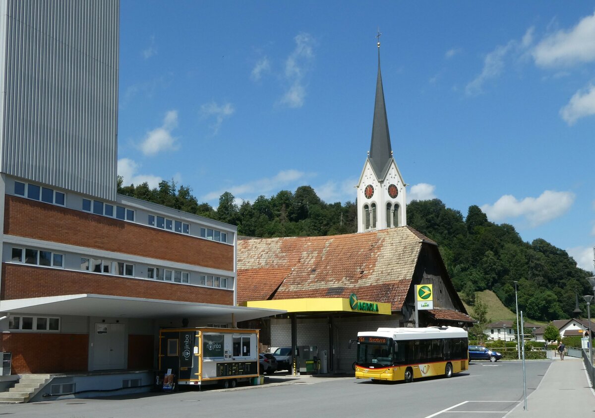(252'813) - Amstein, Willisau - Nr. SC 26/LU 15'609/PID 5318 - Scania/Hess (ex Schnider, Schpfheim) am 20. Juli 2023 beim Bahnhof Menznau