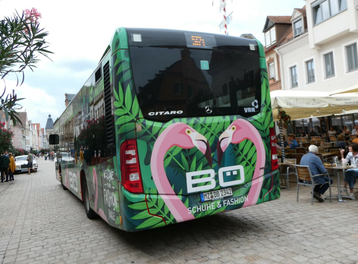(254'300) - DB Regio Bus Mitte, Mainz - MZ-DB 2342 - Mercedes am 29. August 2023 in Speyer, Dom/Stadthaus