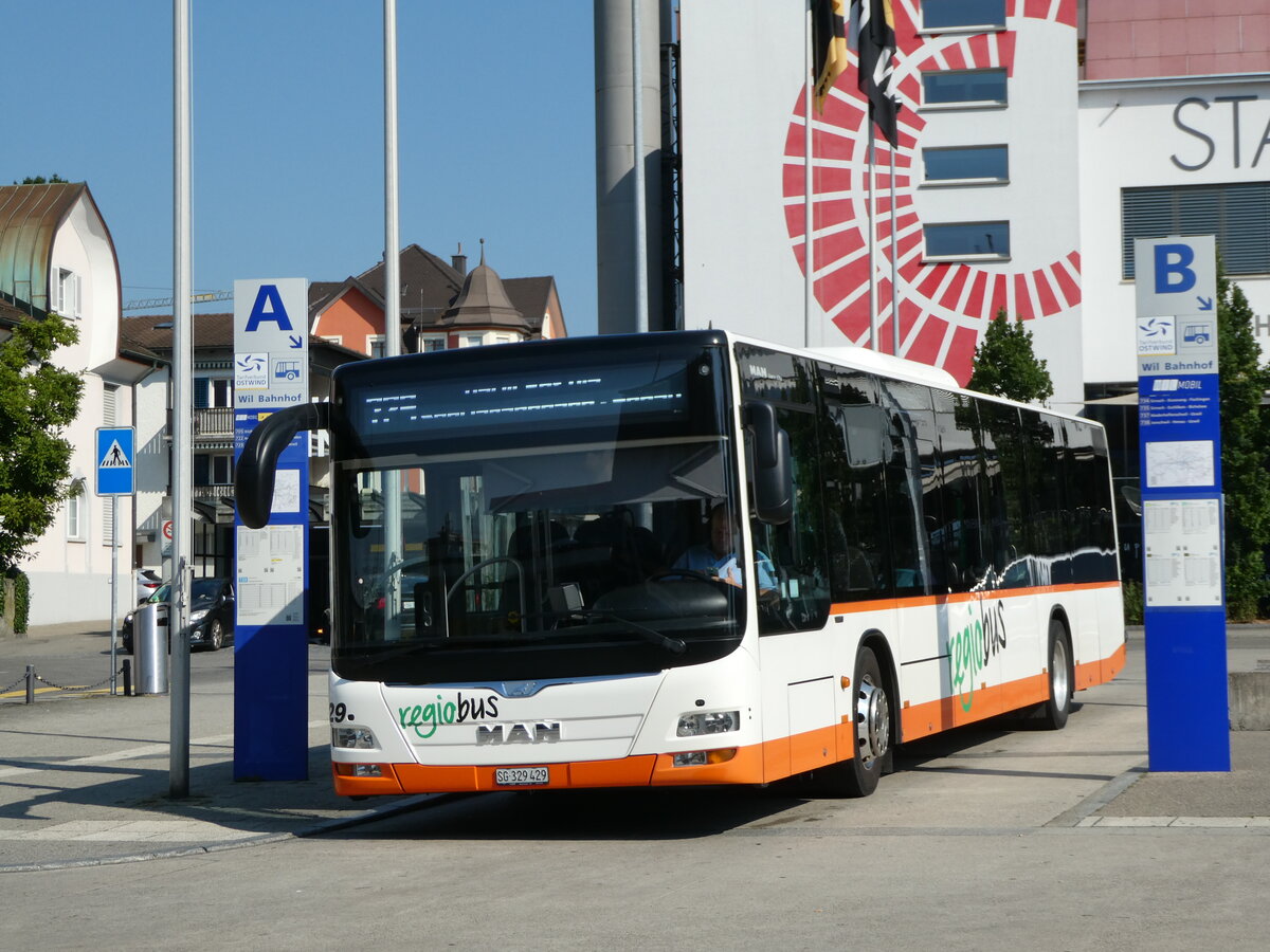 (254'963) - Regiobus, Gossau - Nr. 29/SG 329'429 - MAN am 9. September 2023 beim Bahnhof Wil