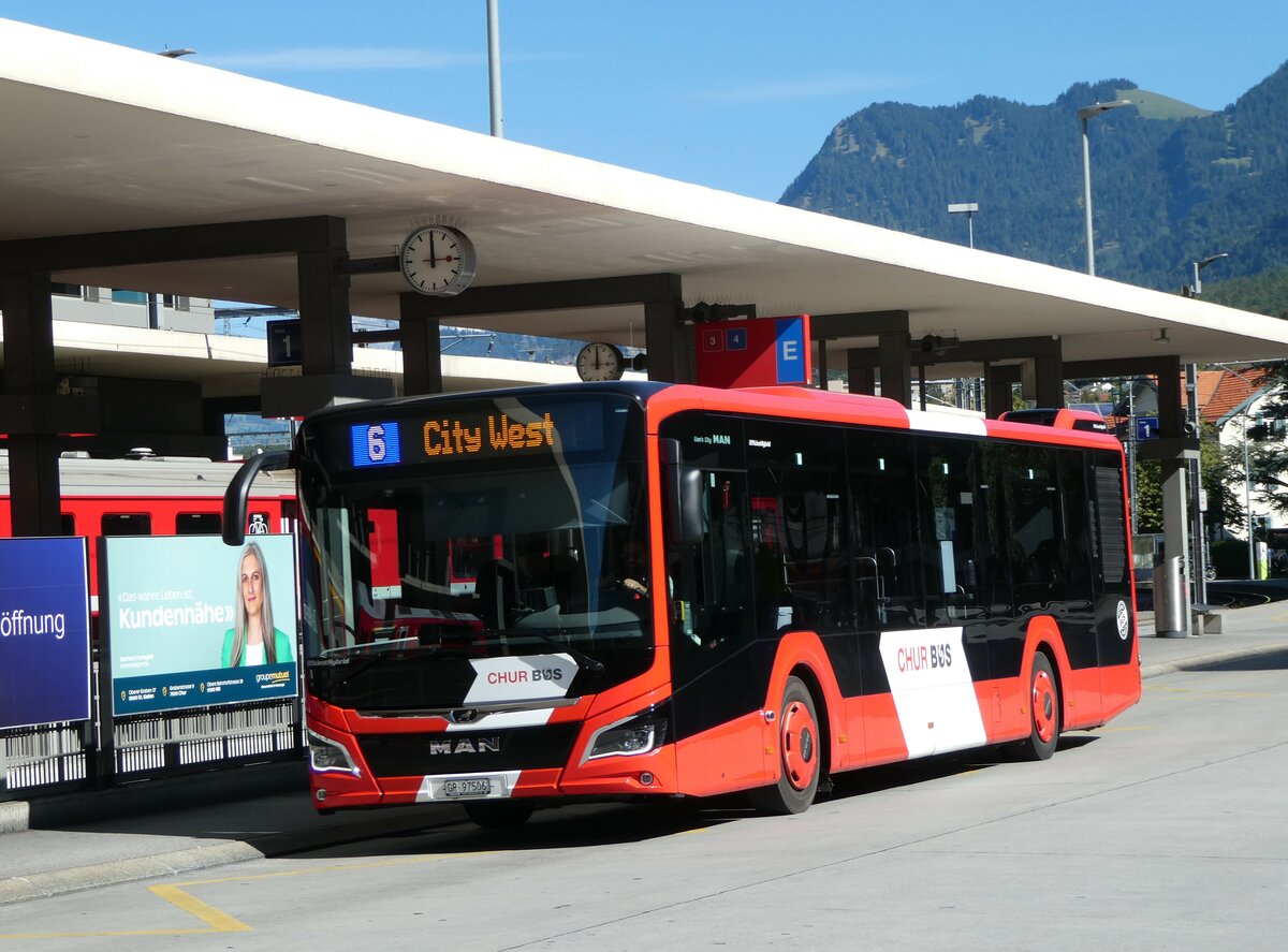 (255'576) - Chur Bus, Chur - Nr. 6/GR 97'506 - MAN am 26. September 2023 beim Bahnhof Chur