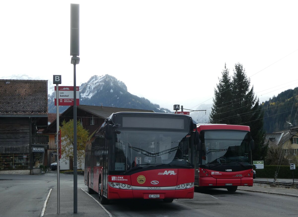 (256'820) - AFA Adelboden - Nr. 51/BE 25'802 - Solaris am 9. November 2023 beim Bahnhof Lenk