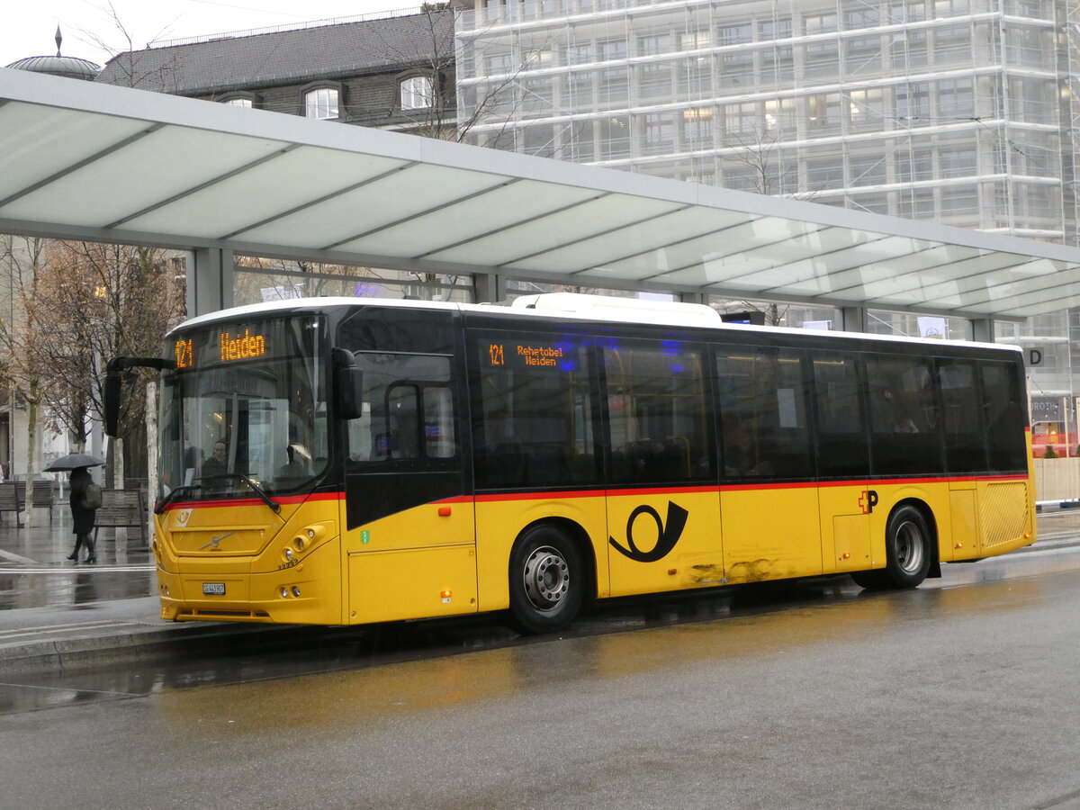 (257'277) - PostAuto Ostschweiz - SG 443'907/PID 10'725 - Volvo am 28. November 2023 beim Bahnhof St. Gallen