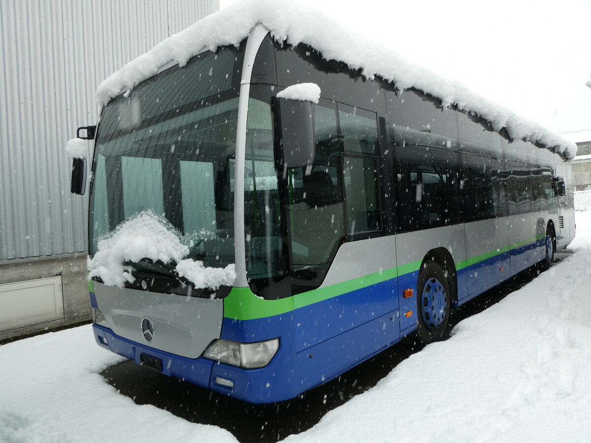 (257'372) - TPL Lugano - Nr. 305 - Mercedes am 2. Dezember 2023 in Winterthur, Daimler Buses