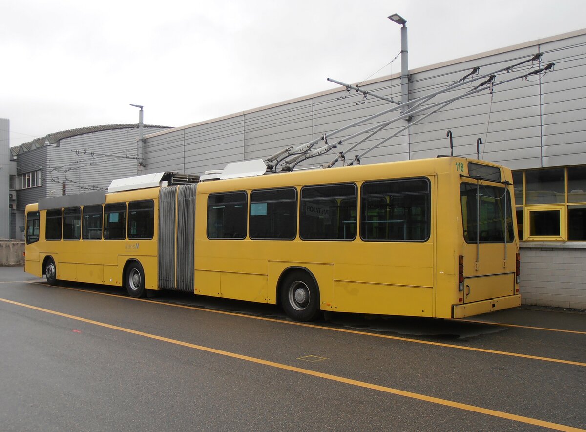 (257'740) - transN, La Chaux-de-Fonds - Nr. 118 - NAW/Hess Gelenktrolleybus (ex TN Neuchtel Nr. 118) am 21. Dezember 2023 in Marin, Dpt