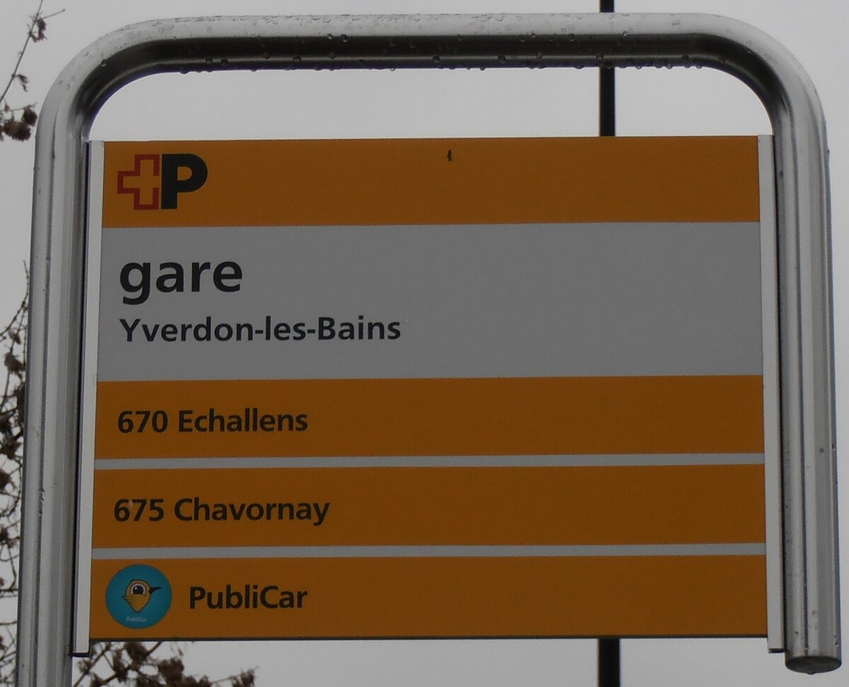 (257'791) - +P-Haltestellenschild - Yverdon-les-Bains, gare - am 21. Dezember 2023