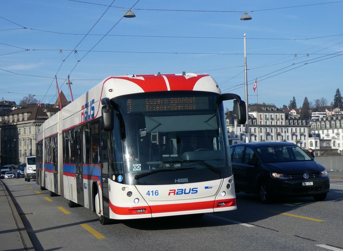 (259'195) - VBL Luzern - Nr. 416 - Hess/Hess Doppelgelenktrolleybus am 6. Februar 2024 in Luzern, Bahnhofbrcke