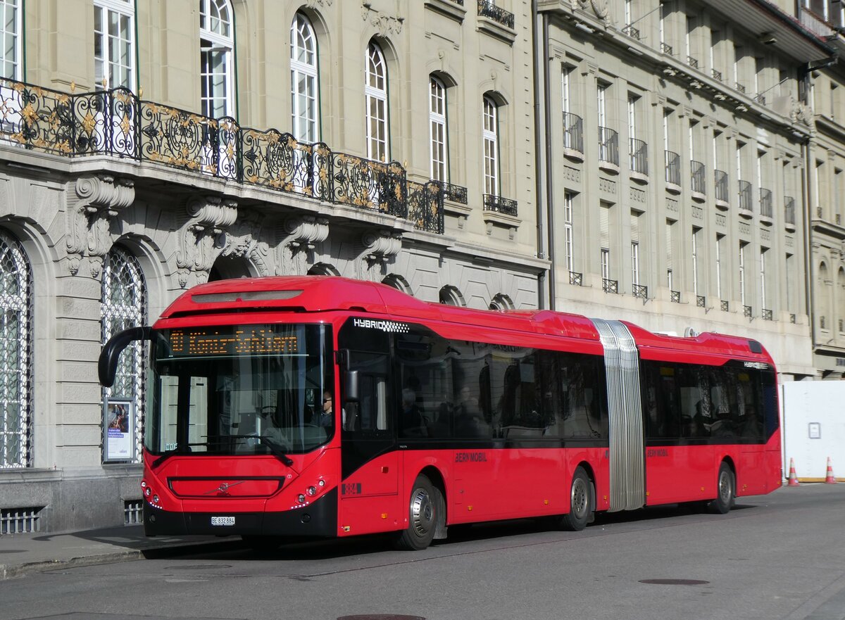 (259'831) - Bernmobil, Bern - Nr. 884/BE 832'884 - Volvo am 29. Februar 2024 in Bern, Bundesplatz