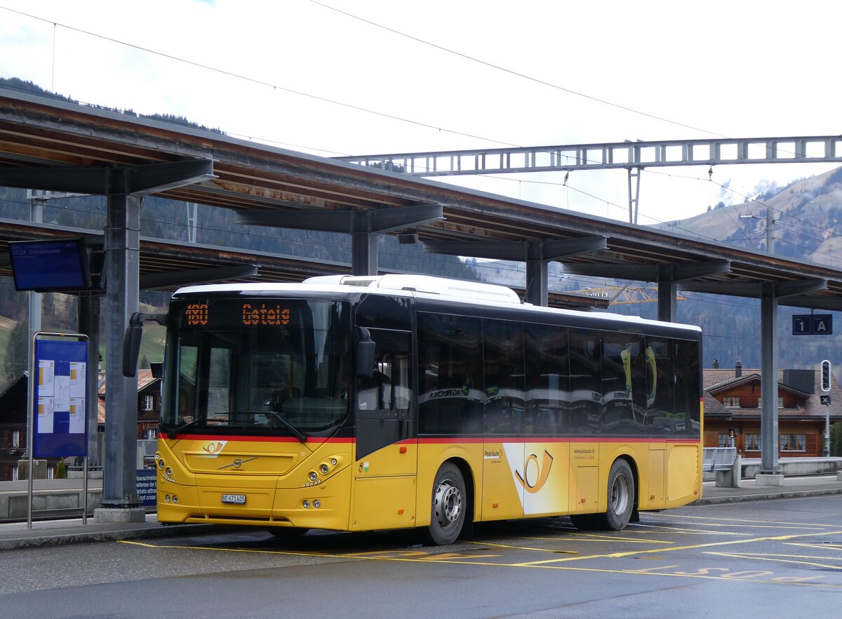 (260'590) - Kbli, Gstaad - BE 671'405/PID 11'459 - Volvo (ex BE 21'779) am 21. Mrz 2024 beim Bahnhof Gstaad
