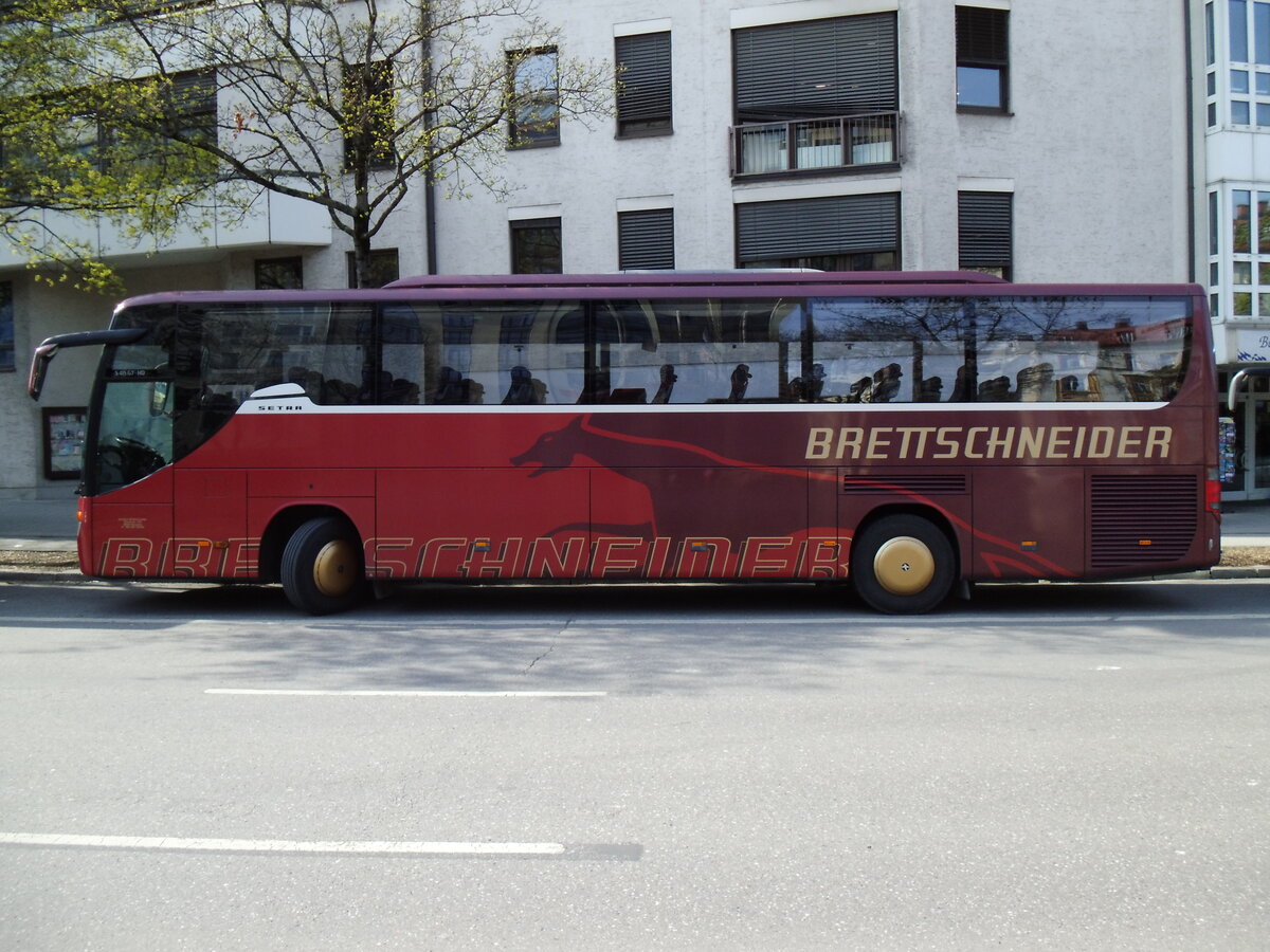 Brettschneider, Mnchen - Setra S 415 GT-HD am 26. Mrz 2014 in Mnchen (Aufnahme: Martin Beyer)