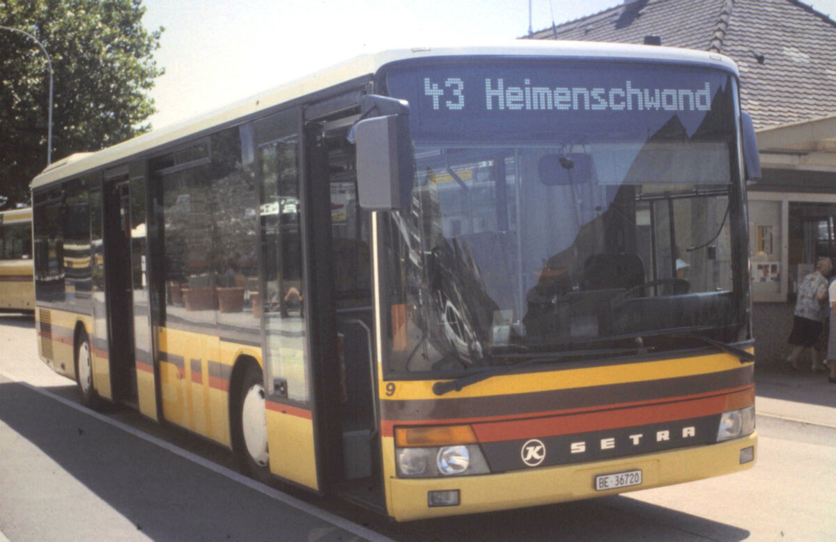 (MB-019) - Aus dem Archiv: STI Thun - Nr. 9/BE 36'720 - Setra (ex AvH Heimenschwand Nr. 9) um 2000 beim Bahnhof Thun