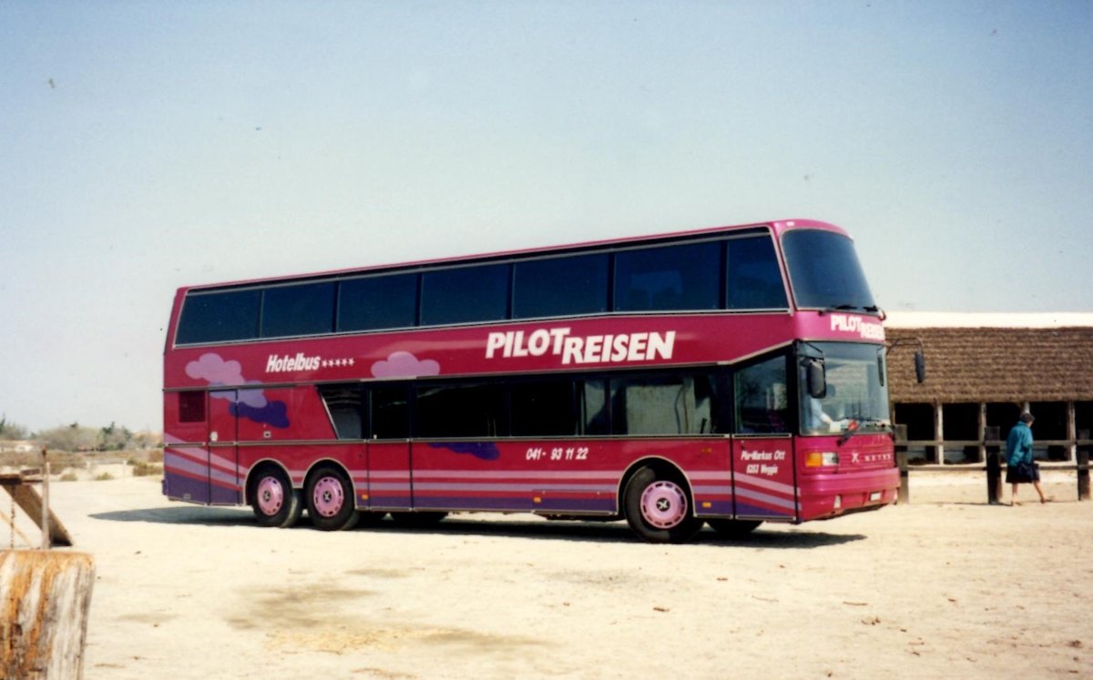 (MD335) - Aus dem Archiv: Pilot-Reisen, Weggis - Setra im Mrz 1995