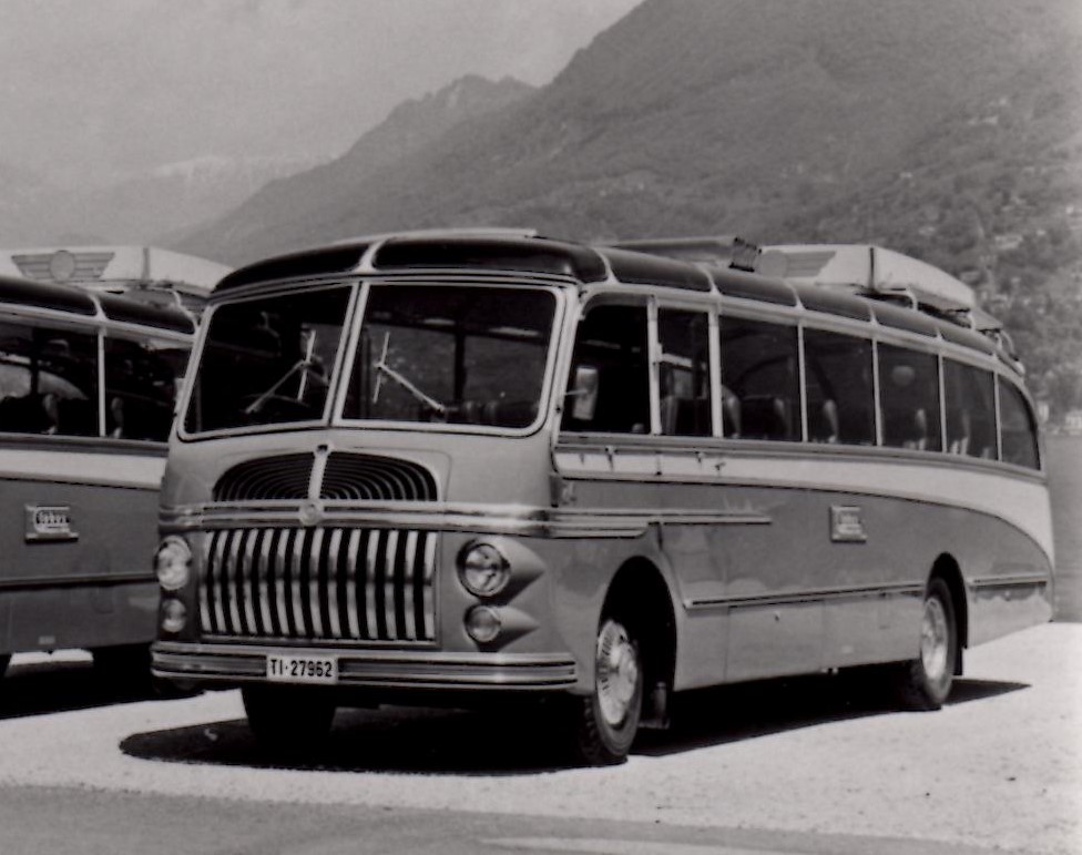 (MD414) - Aus dem Archiv: Globus, Lugano - Nr. 24/TI 27'962 - Berna/FHS um 1960