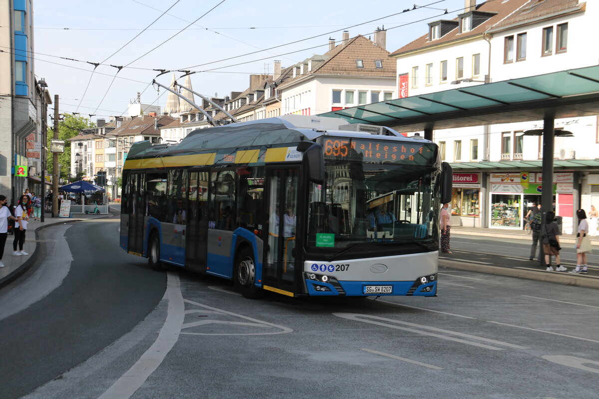 SWS Solingen - Nr. 207/SG-SW 8207 - Solaris Trolleybus am 17. Juni 2022 in Solingen (Aufnmahme: Martin Beyer)