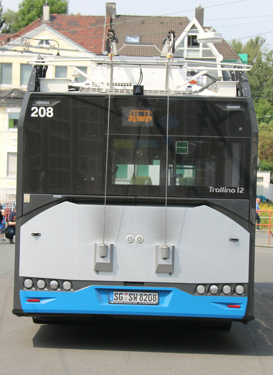 SWS Solingen - Nr. 208/SG-SW 8208 - Solaris Trolleybus am 19. Juni 2022 in Solingen (Aufnahme: Martin Beyer)