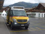 Mercedes/698466/216505---kuebli-gstaad---be (216'505) - Kbli, Gstaad - BE 305'545 - Mercedes am 26. April 2020 beim Bahnhof Gstaad