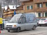 VW/600471/188207---bergbahnen-destination-gstaad-- (188'207) - Bergbahnen Destination, Gstaad - BE 526'440 - VW am 4. Februar 2018 in Zweisimmen, Talstation Rinderberg