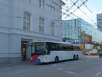 Mercedes/629835/197031---postbus---bd-14452 (197'031) - PostBus - BD 14'452 - Mercedes am 13. September 2018 beim Bahnhof Salzburg