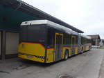 Solaris/694579/215380---postauto-bern---be (215'380) - PostAuto Bern - BE 546'245 - Solaris am 22. Mrz 2020 in Laupen, Garage