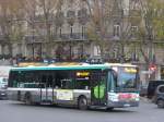 (167'002) - RATP Paris - Nr. 8788/CZ 672 SV - Irisbus am 16. November 2015 in Paris, Alma-Marceau