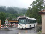 Irisbus/743621/226850---taxicab-neuchtel---ne (226'850) - Taxicab, Neuchtel - NE 114'020 - Irisbus am 1. August 2021 beim Bahnhof Buttes (Einsatz transN)