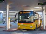 Iveco/430253/157889---bus-trans-visp---vs (157'889) - BUS-trans, Visp - VS 97'000 - Iveco am 23. Dezember 2014 beim Bahnhof Visp