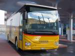 Iveco/431576/158213---bus-trans-visp---vs (158'213) - BUS-trans, Visp - VS 97'000 - Iveco am 4. Januar 2015 beim Bahnhof Visp